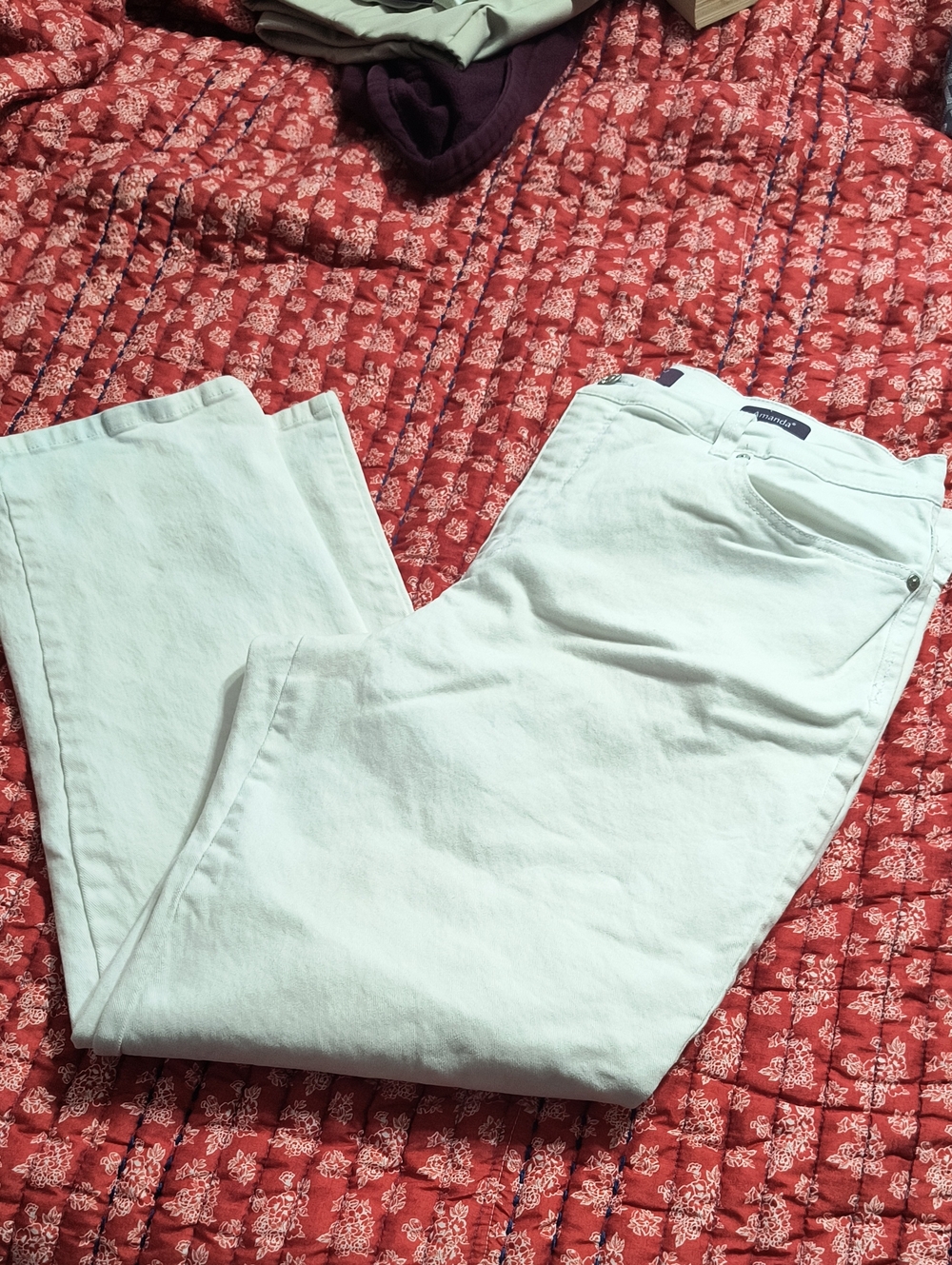 Gloria Vanderbilt White Amanda Jeans, Great Shape